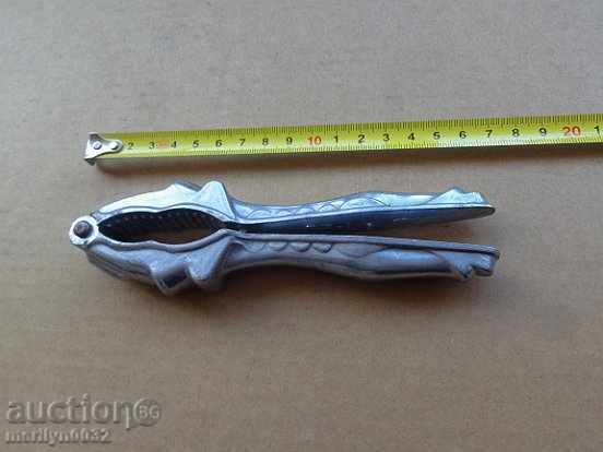 Delivery of An old walnut mower from the Republic of Bulgaria Delivery of An old walnut mower from the Republic of Bulgaria