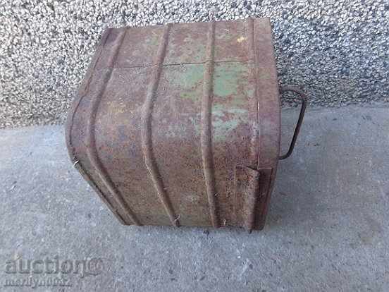 κουτί μεταλλικό κουτί Στρατού Β 'Παγκοσμίου Πολέμου με τιμή 31.00 BGN | € 15.85