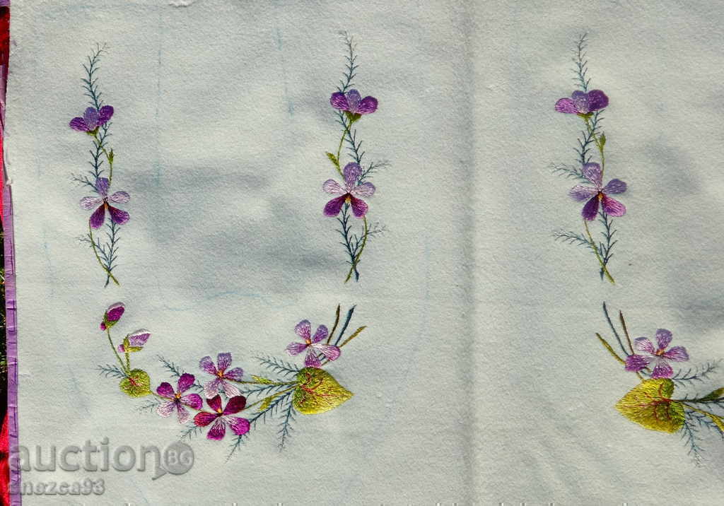 Δημοπρασία Κέντημα στο χέρι σε κασμίρι. Δημοπρασία Κέντημα στο χέρι σε κασμίρι.