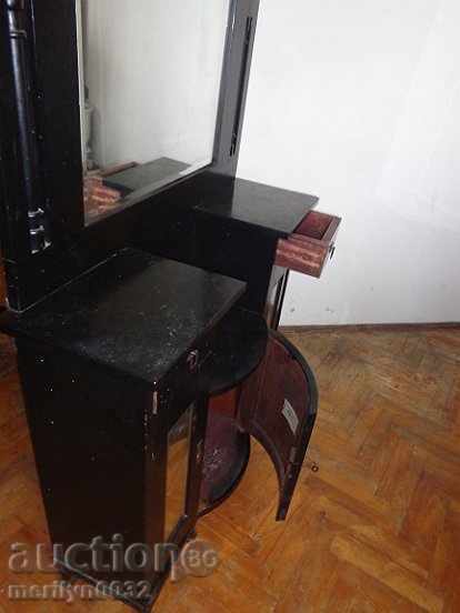 Old vanity buffet mirror cabinet furniture with crocheted lace - 6 Old vanity buffet mirror cabinet furniture with crocheted lace - 6