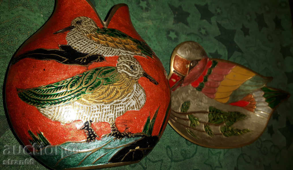 Antique Brass Fine - Vase and Bomboniera - LOT 2 pcs - 5 Antique Brass Fine - Vase and Bomboniera - LOT 2 pcs - 5