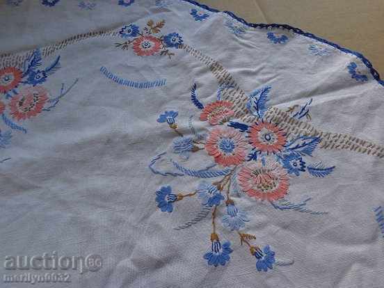 Licitație Vechea formă de fantă de acoperire mediu, broderie bulgară Licitație Vechea formă de fantă de acoperire mediu, broderie bulgară