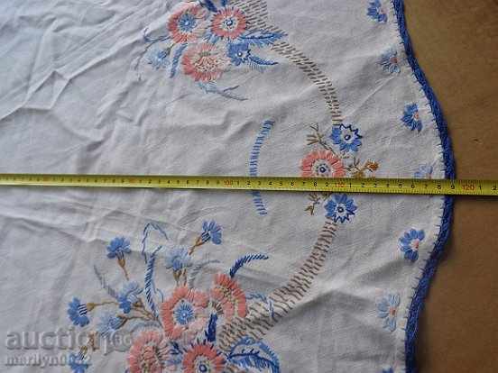 Livrarea Vechea formă de fantă de acoperire mediu, broderie bulgară Livrarea Vechea formă de fantă de acoperire mediu, broderie bulgară