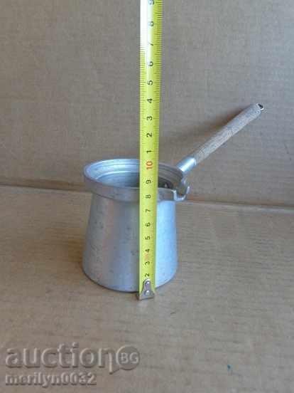 Auction Aluminum jesus from the time of a soup, a coffee bean, a pot, a teapot Auction Aluminum jesus from the time of a soup, a coffee bean, a pot, a teapot