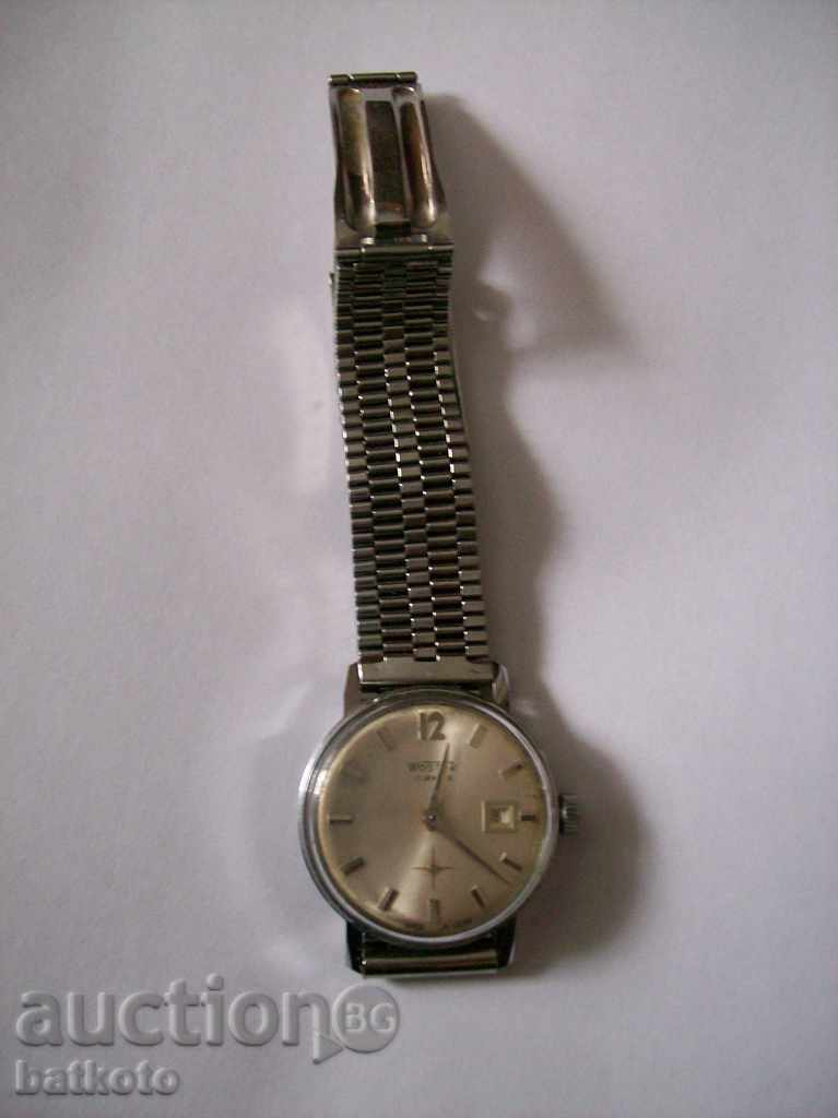 Wristwatch with date
