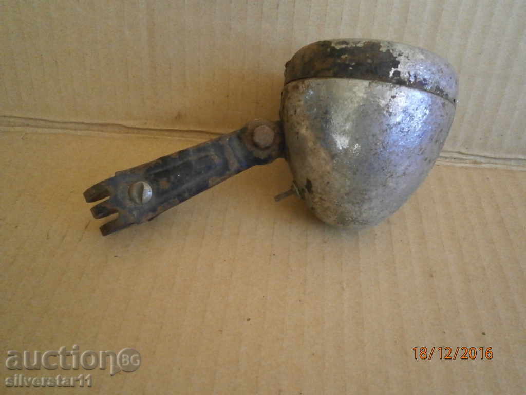 Auction headlamp for an antique bicycle wheel Auction headlamp for an antique bicycle wheel
