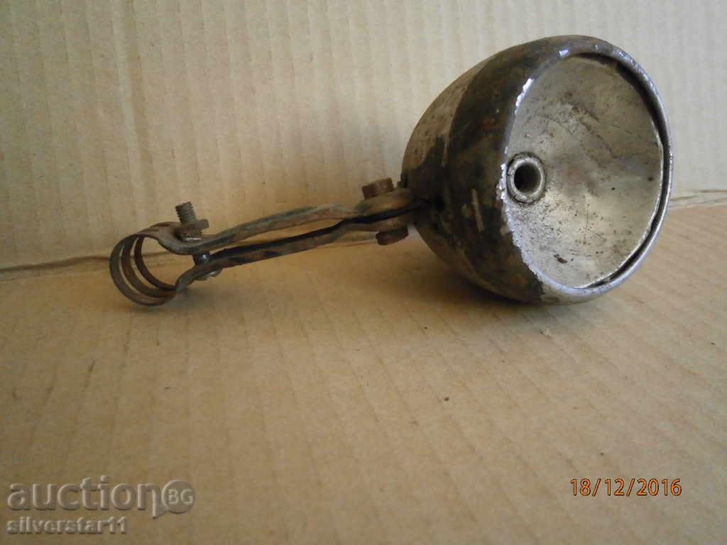 Delivery of headlamp for an antique bicycle wheel Delivery of headlamp for an antique bicycle wheel