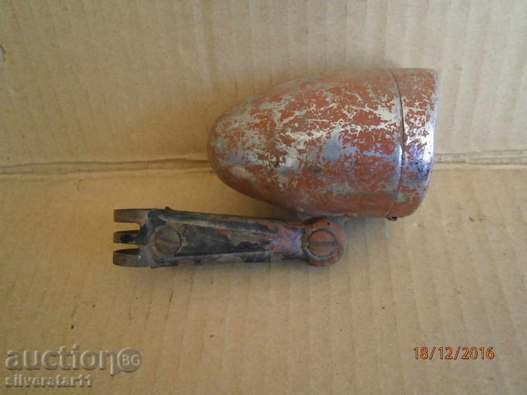headlamp for an antique bicycle wheel with price 31.00 BGN | € 15.85