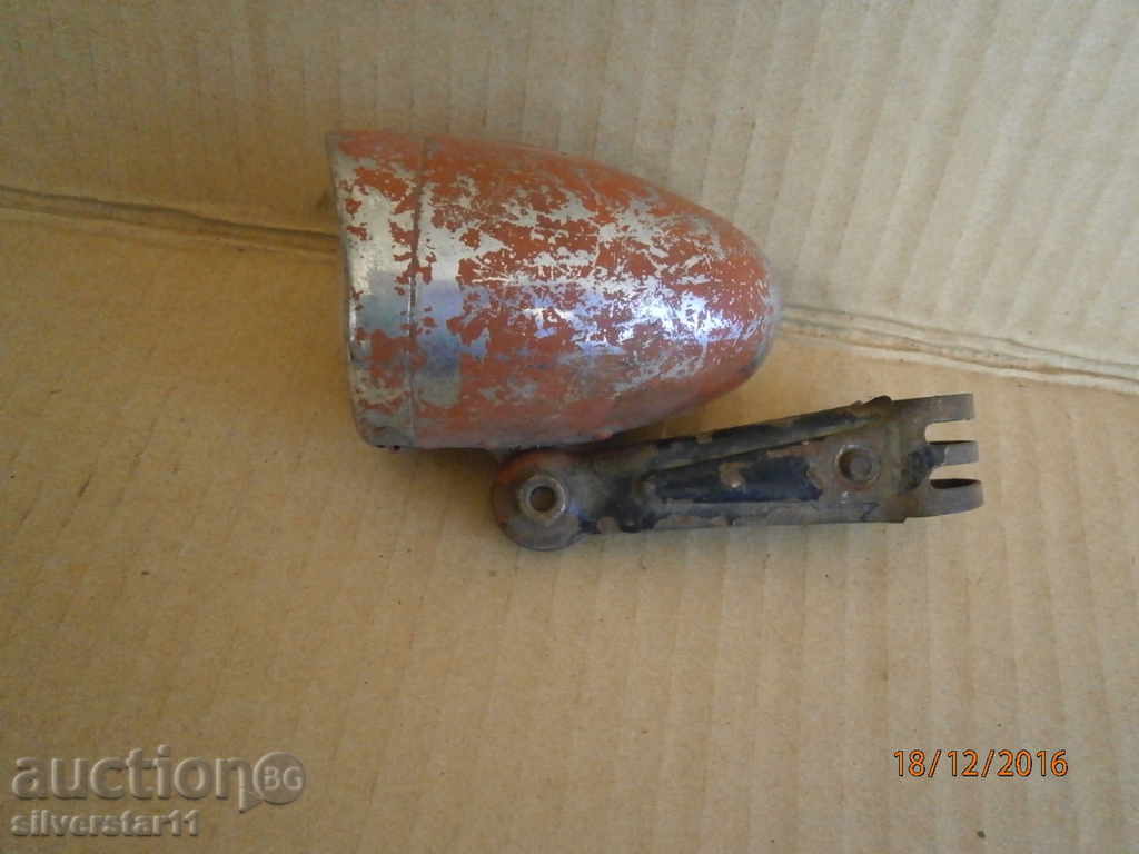 Delivery of headlamp for an antique bicycle wheel