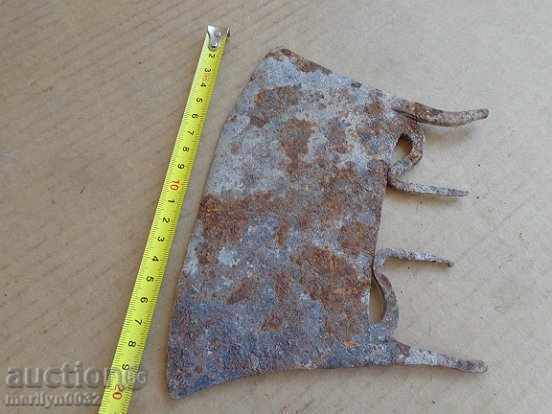 Auction Old ax, curved toothed saber hatchet Auction Old ax, curved toothed saber hatchet