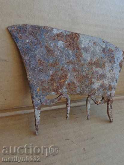 Old ax, curved toothed saber hatchet - 6 Old ax, curved toothed saber hatchet - 6