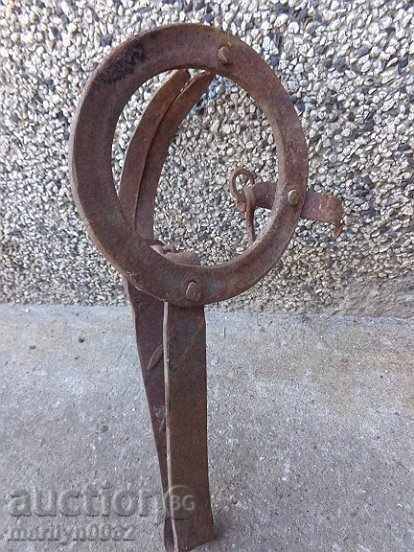 Παλιά χέρι-πλαστά παγίδα, σφυρήλατο σίδερο πρωτόγονη - 6 Παλιά χέρι-πλαστά παγίδα, σφυρήλατο σίδερο πρωτόγονη - 6