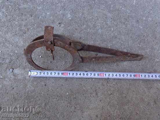 Delivery of Old hand forged trap, wrought iron primitive