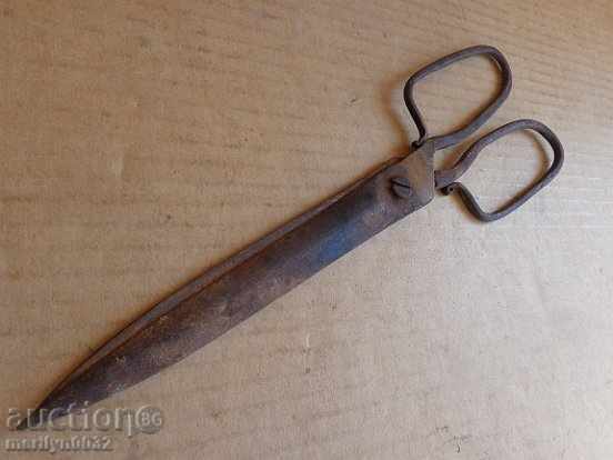 Old scissors beginning early 19th century
