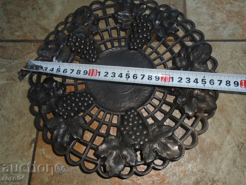 Delivery of BEAUTY OLD MASK FROSTER WITH FLORAL ORNAMENTS Delivery of BEAUTY OLD MASK FROSTER WITH FLORAL ORNAMENTS