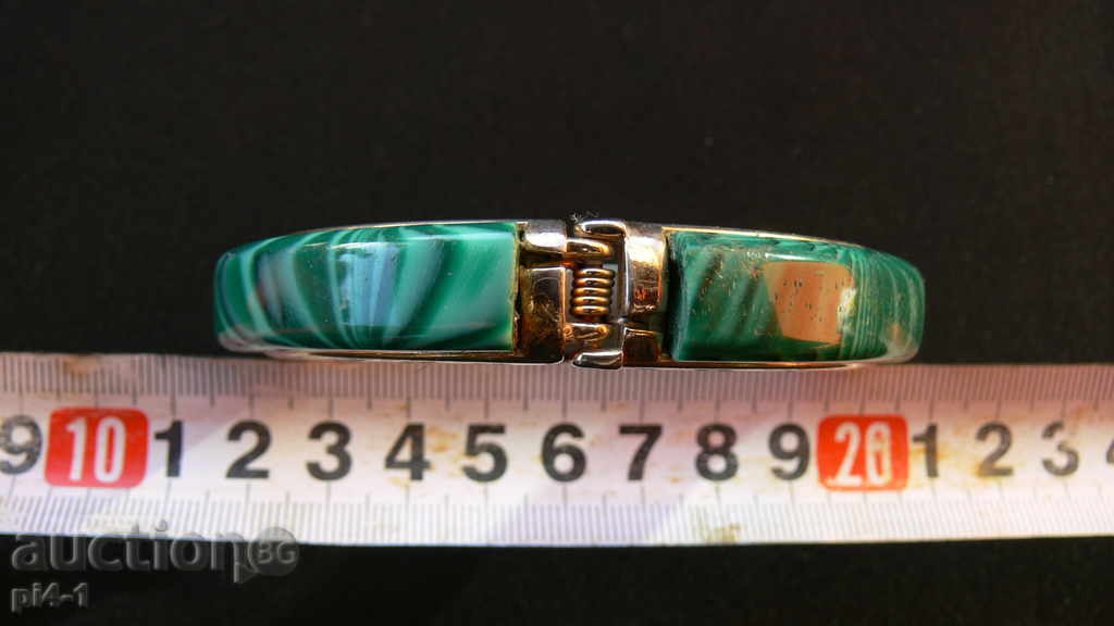 OLD brățară cu preț 15.00 BGN | € 7.67 OLD brățară cu preț 15.00 BGN | € 7.67