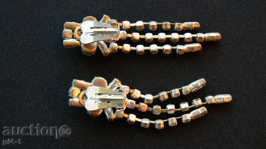 OLD SHOPS with price 15.00 BGN | € 7.67 OLD SHOPS with price 15.00 BGN | € 7.67