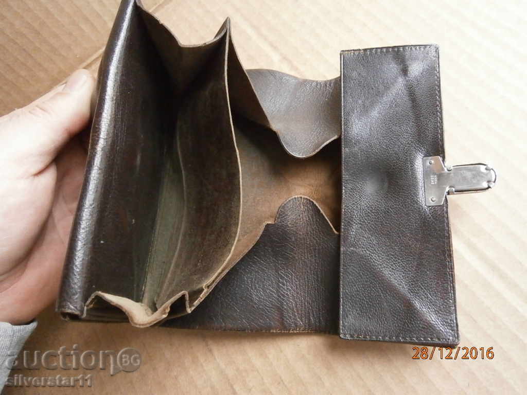 Auction old leather Swiss leather Auction old leather Swiss leather