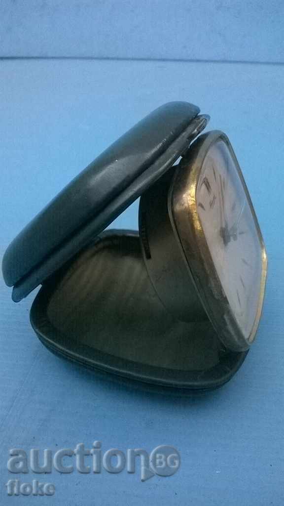 Ceas Desktop Kenzle cu preț 38.00 BGN | € 19.43 Ceas Desktop Kenzle cu preț 38.00 BGN | € 19.43