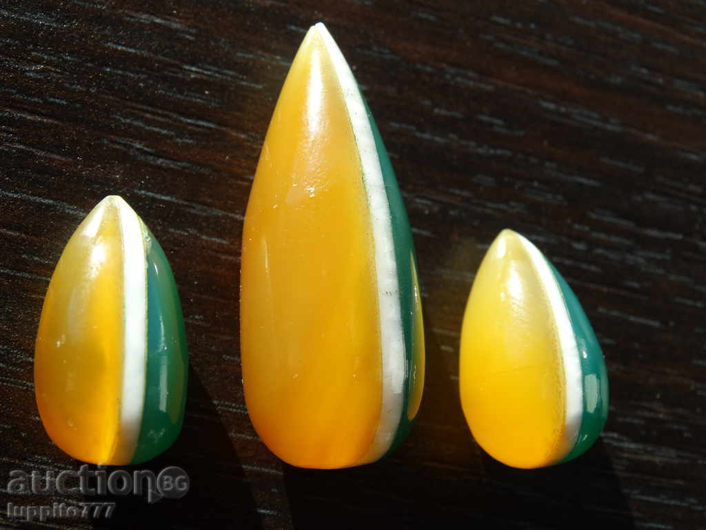 Auction chalcedone 3 pieces - set Auction chalcedone 3 pieces - set