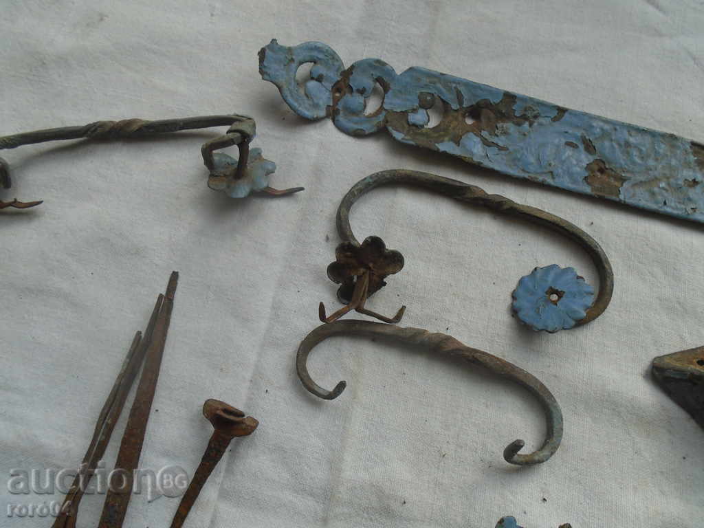 ОБКОВ ОТ ВЪЗРОЖДЕНСКИ САНДЪК / РАКЛА - 5 ОБКОВ ОТ ВЪЗРОЖДЕНСКИ САНДЪК / РАКЛА - 5