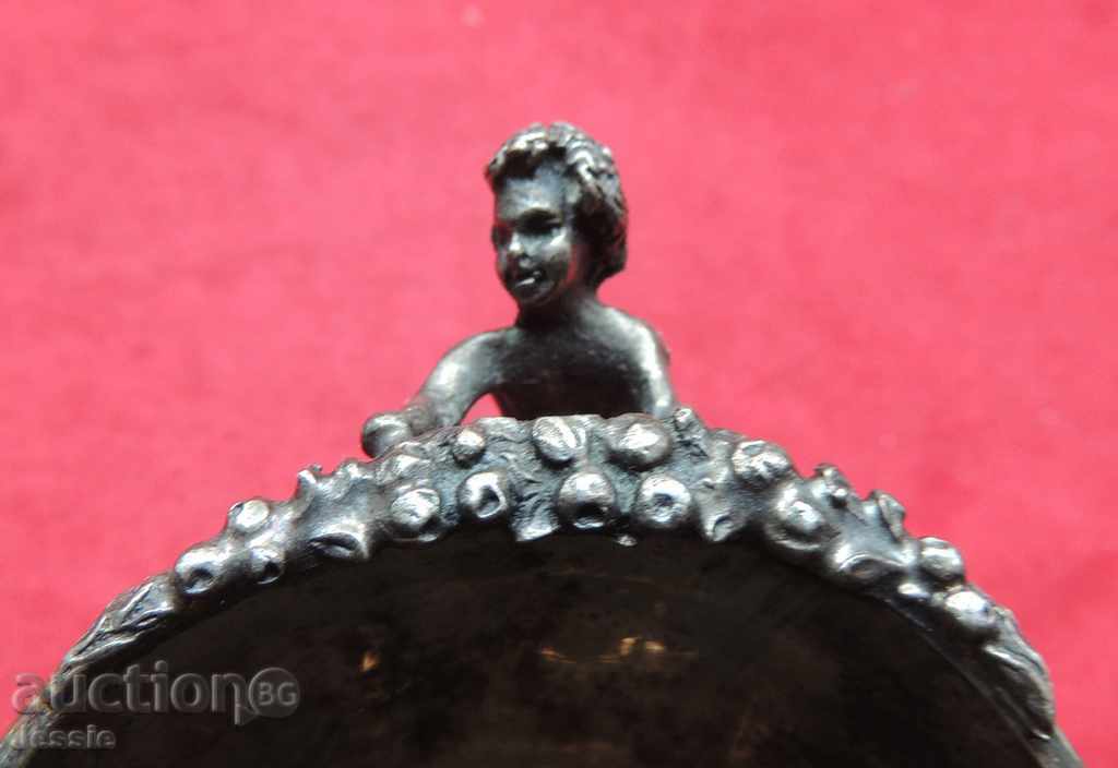 Аукцион Сребърна купичка за дребни бонбони/ядки Италия Аукцион Сребърна купичка за дребни бонбони/ядки Италия