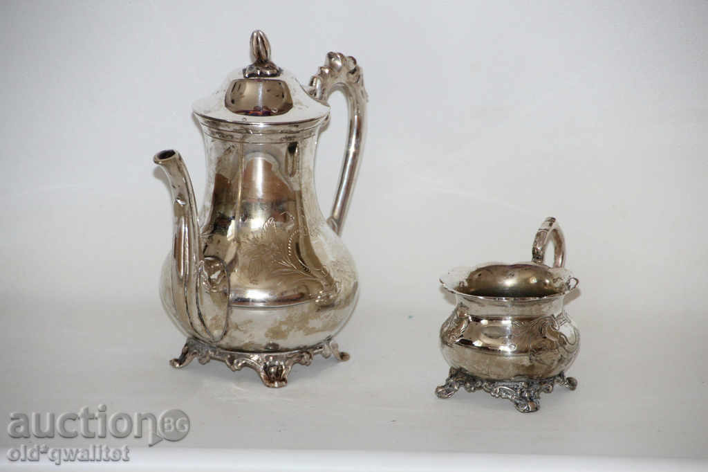 KNIGHT WITH HORSES, GRAVERS AND ORNAMENTS - EPNS, England with price 397.00 BGN | € 202.98 KNIGHT WITH HORSES, GRAVERS AND ORNAMENTS - EPNS, England with price 397.00 BGN | € 202.98