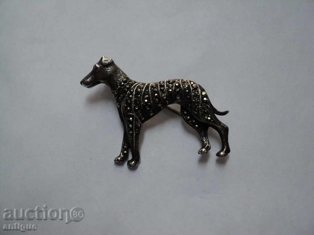 BEAUTIFUL BROWN DOG-MARKETS. with price 35.00 BGN | € 17.90 BEAUTIFUL BROWN DOG-MARKETS. with price 35.00 BGN | € 17.90