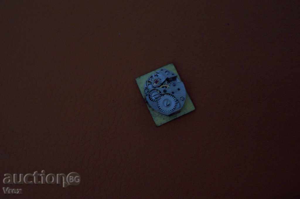 Glashutte mechanical women's watch -17 rubis with price 24.00 BGN | € 12.27 Glashutte mechanical women's watch -17 rubis with price 24.00 BGN | € 12.27