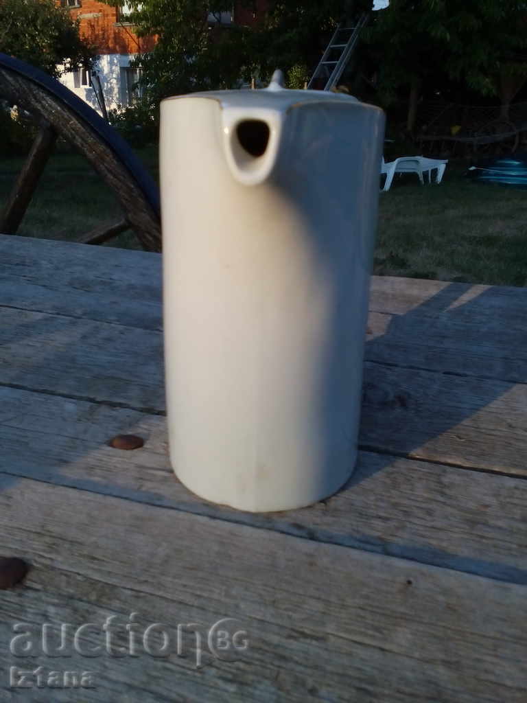 Auction Porcelain jug, jug Auction Porcelain jug, jug