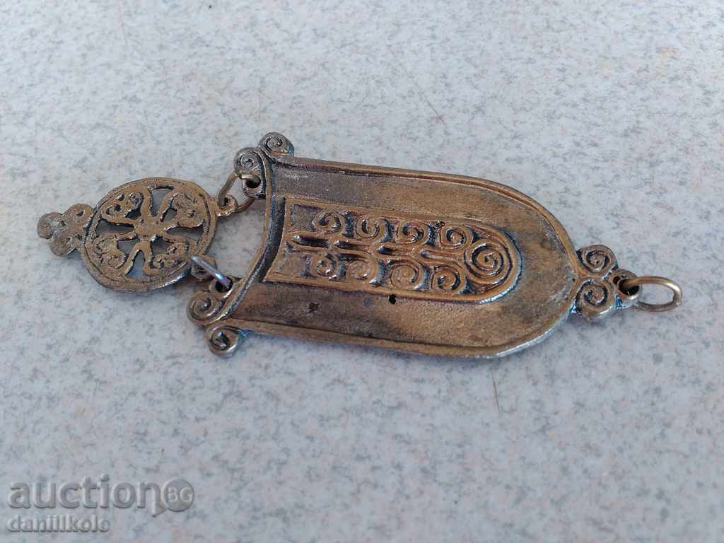 *$*Y*$* ВИСУЛКА ОТ ДОСТА СТАРО БИЖУ ЗА ВРАТ 2 *$*Y*$* с цена 12.90 лв. | € 6.60 *$*Y*$* ВИСУЛКА ОТ ДОСТА СТАРО БИЖУ ЗА ВРАТ 2 *$*Y*$* с цена 12.90 лв. | € 6.60