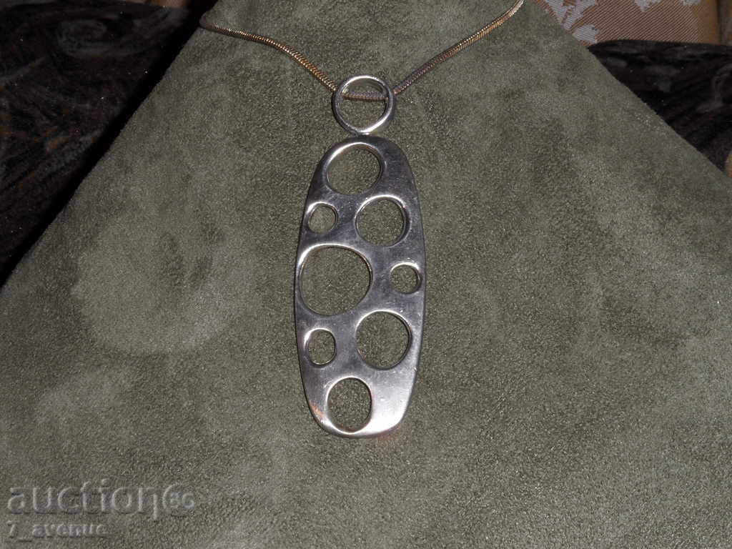 COOL elegantly with price 10.00 BGN | € 5.11 COOL elegantly with price 10.00 BGN | € 5.11