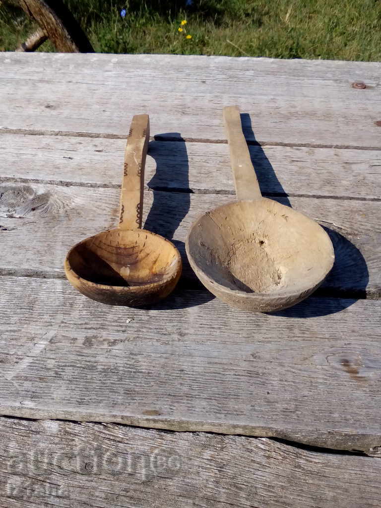 Delivery of An old wooden spoon, spoons Delivery of An old wooden spoon, spoons
