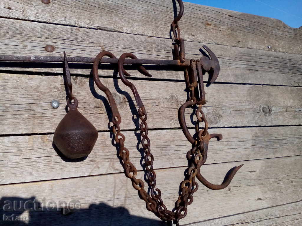 Old Scales with price 45.00 BGN | € 23.01 Old Scales with price 45.00 BGN | € 23.01