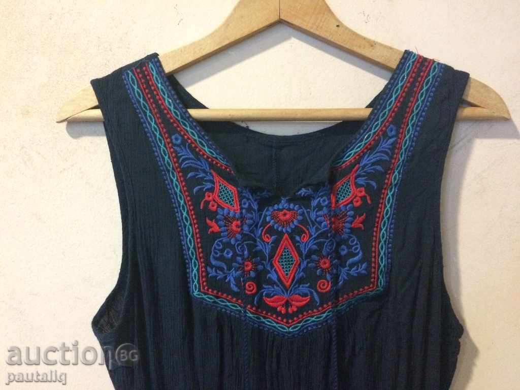 Auction SHIRT TO WEAR THE DRESS - EMBROIDERED SILK Auction SHIRT TO WEAR THE DRESS - EMBROIDERED SILK