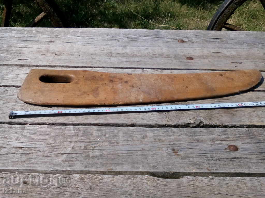 Старинен дървен уред,инструмент