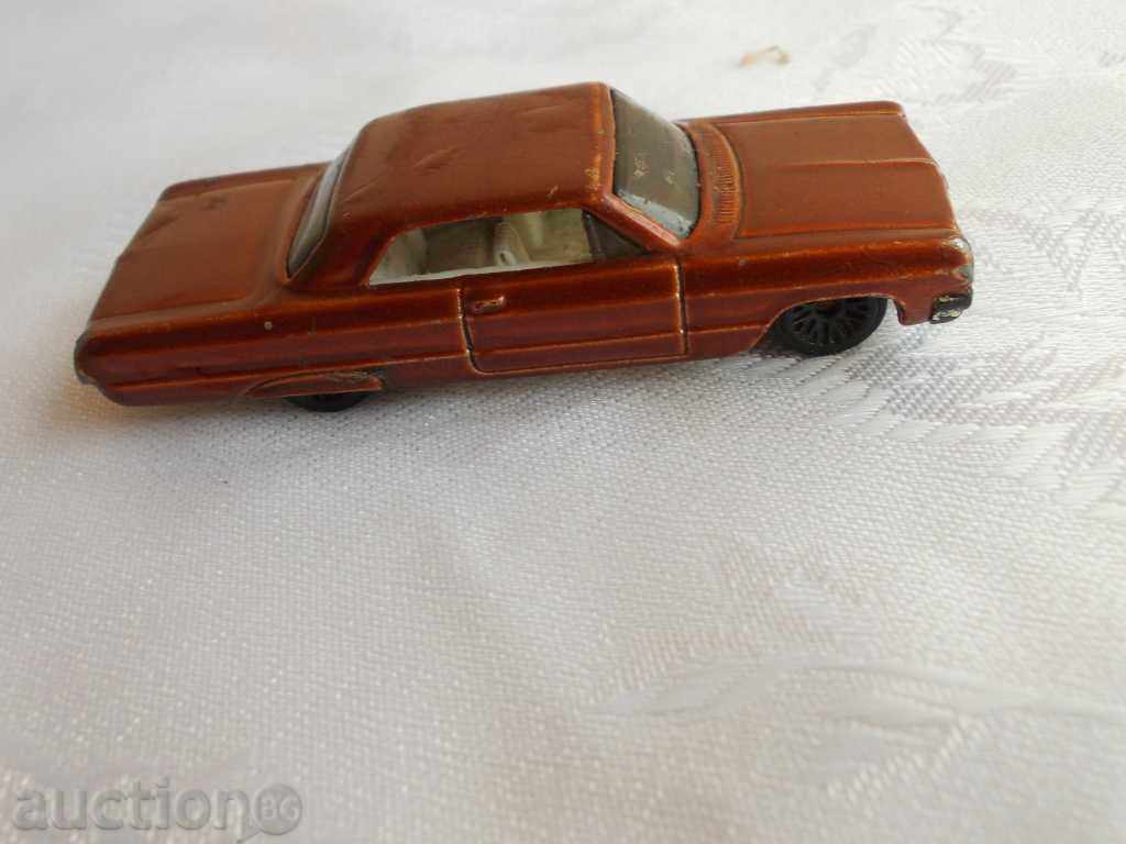 Metal stroller with price 5.00 BGN | € 2.56 Metal stroller with price 5.00 BGN | € 2.56