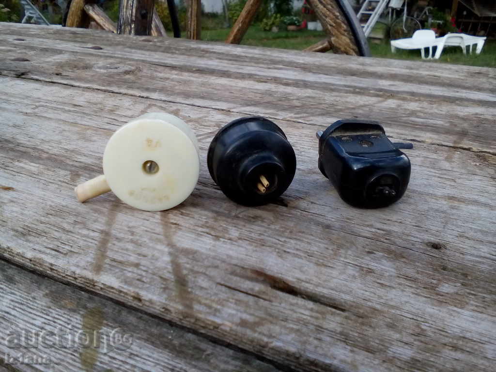 Δημοπρασία Αρχαίο ηλεκτρικό φις Δημοπρασία Αρχαίο ηλεκτρικό φις