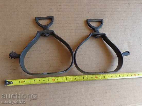 Auction Old bronze stirrups with spurs, cavalry, saddle Auction Old bronze stirrups with spurs, cavalry, saddle
