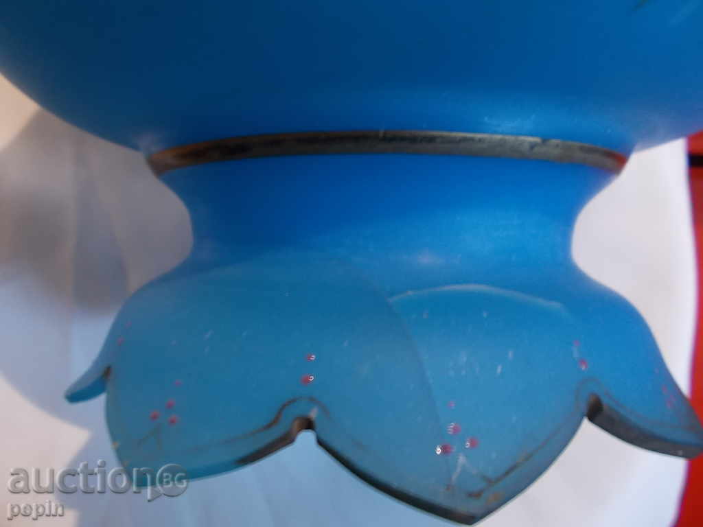 Auction Glass lampshade Auction Glass lampshade