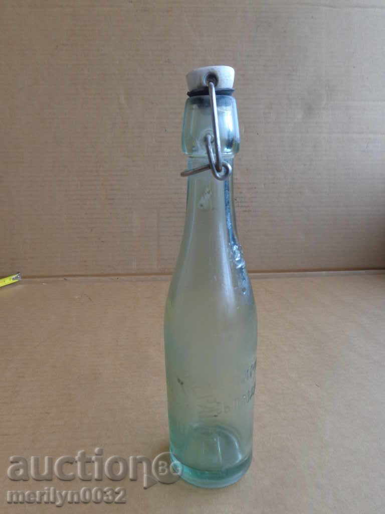 Bottle bottle with bottle of bottle of lemonade Gorna Oryahovitsa Malina - 6 Bottle bottle with bottle of bottle of lemonade Gorna Oryahovitsa Malina - 6