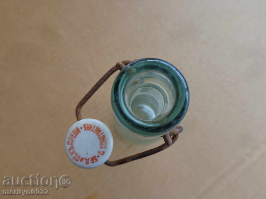 Μπουκάλι φελλό μπουκάλι λεμονάδα με τον Κωνσταντίνο - 5 Μπουκάλι φελλό μπουκάλι λεμονάδα με τον Κωνσταντίνο - 5