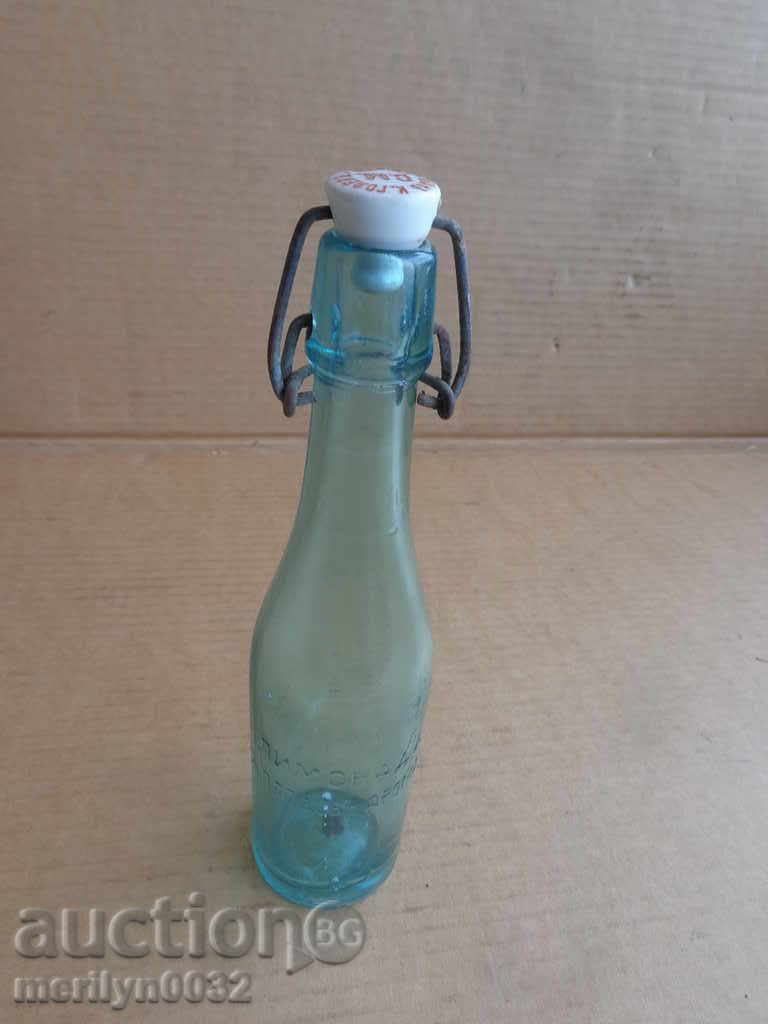 Delivery of Bottle stopper bottle of lemonade with Glozhene