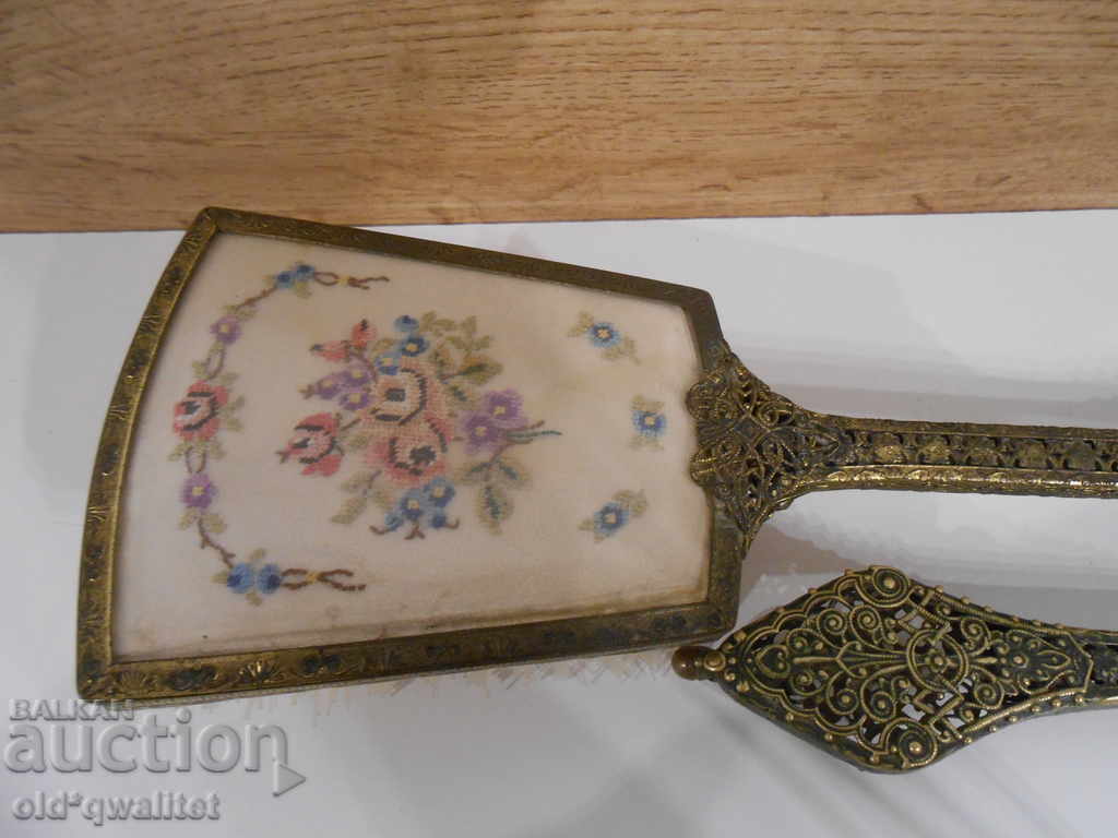 Παράδοση Πινέλο αντίκα με καθρέφτη, φιλιγκράν κατασκευή