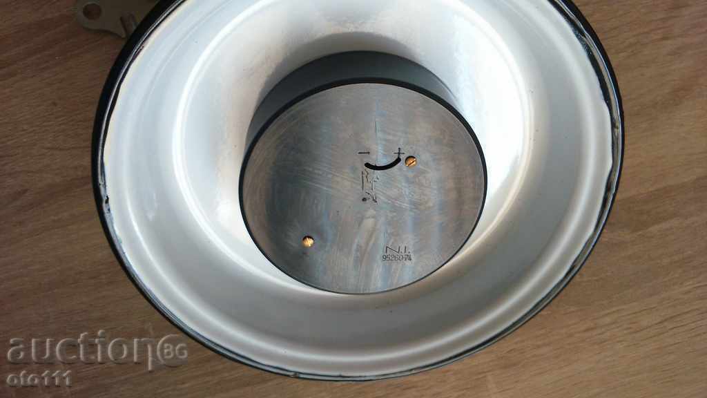 Delivery of STAR EMAIL WALL CASE - TIGAN