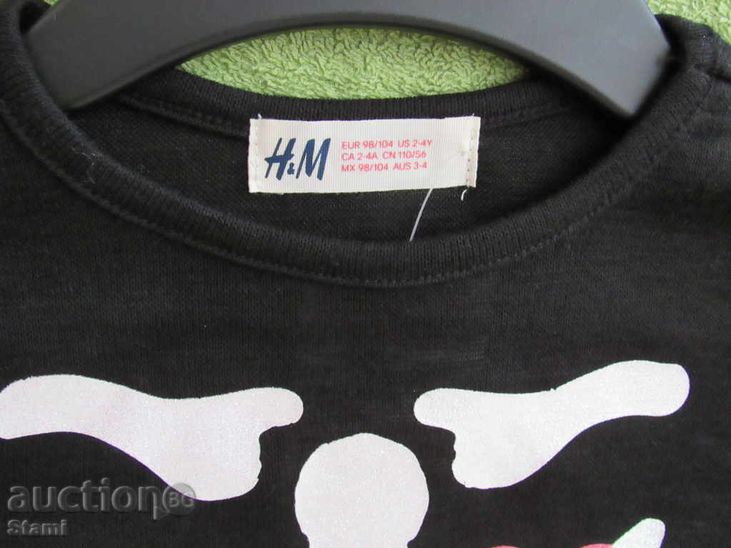 Auction  Blouse for girl H & M with effects size 98/104, new