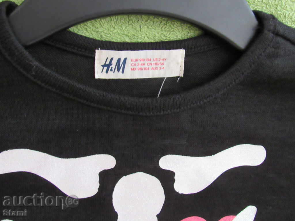 Delivery of Blouse for girl H & M with effects size 98/104, new