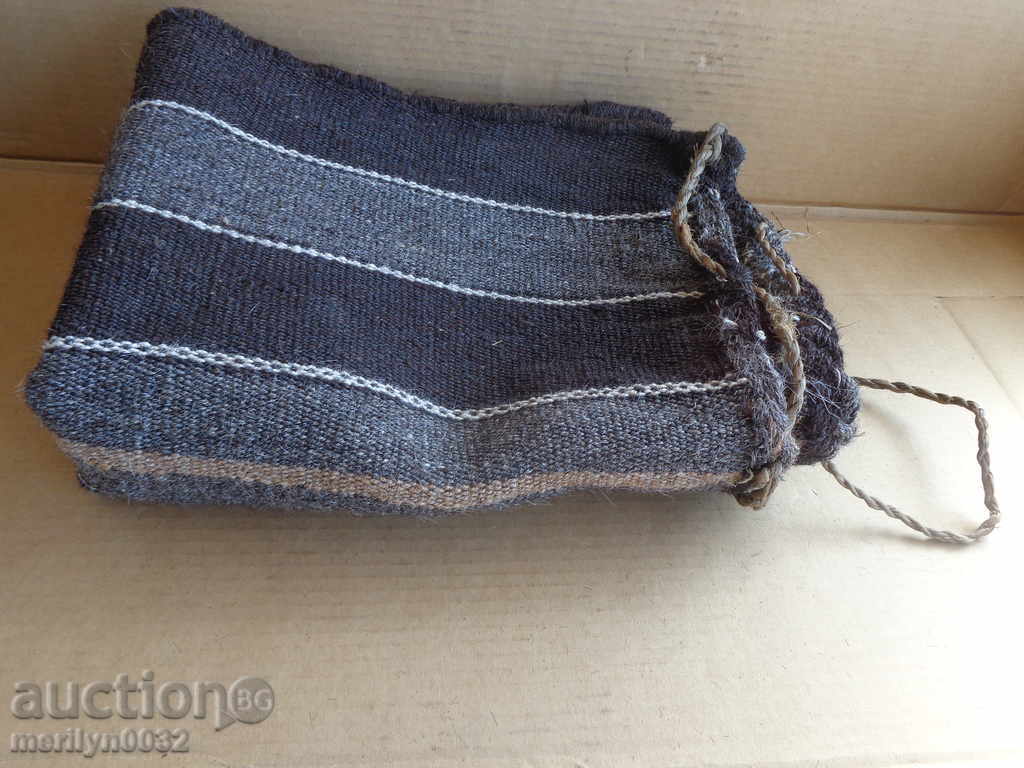 Auction Old hand-woven, very sturdy sack, goat Auction Old hand-woven, very sturdy sack, goat