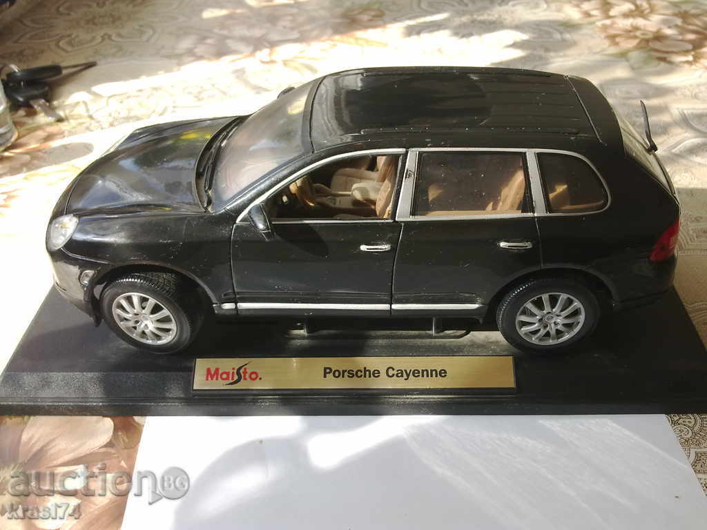 Metal trolley 1:18 with price 50.00 BGN | € 25.56