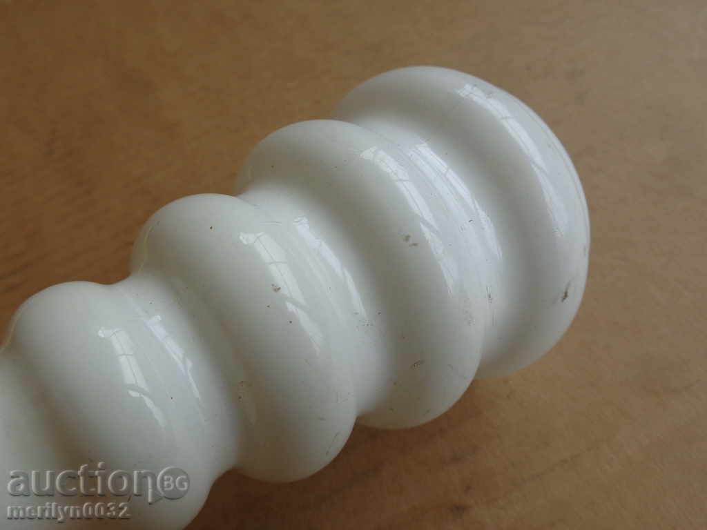 Ваза от бяло стъкло - 6 Ваза от бяло стъкло - 6